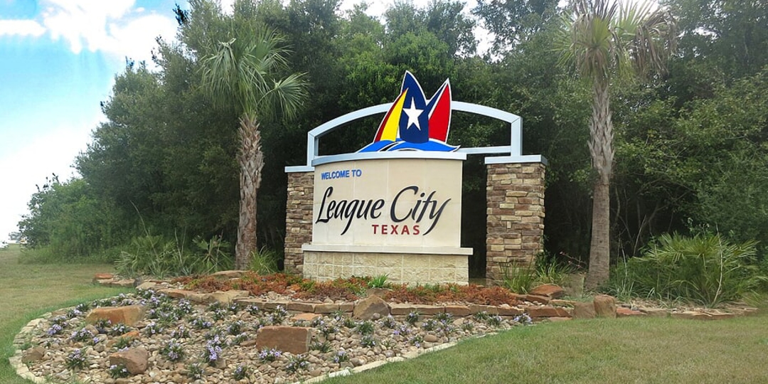 League City welcome sign